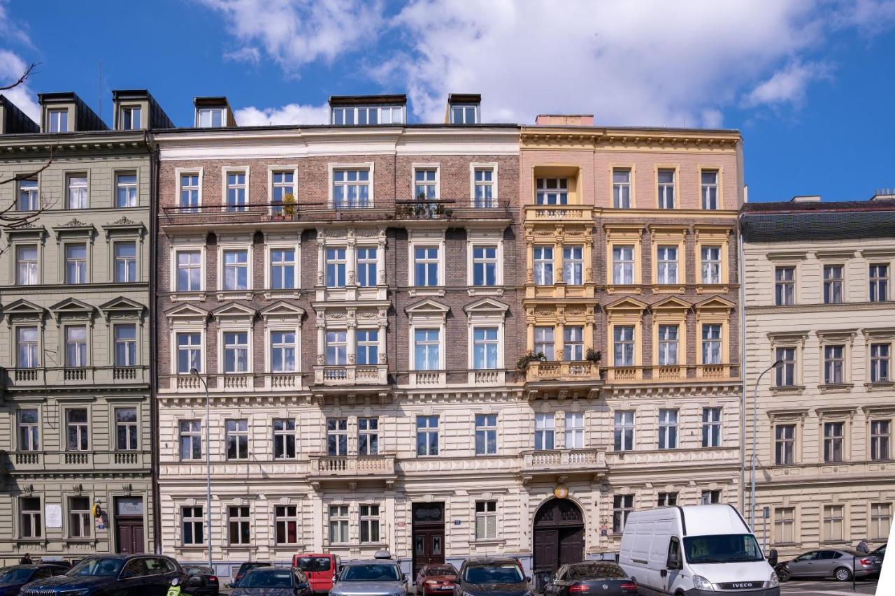Appartement Charme De Provence In Prague Extérieur photo